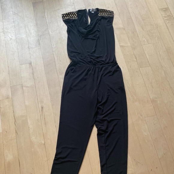MICHAEL Kors one piece black jumpsuit pockets sz small gold stud shoulders - Picture 4 of 4